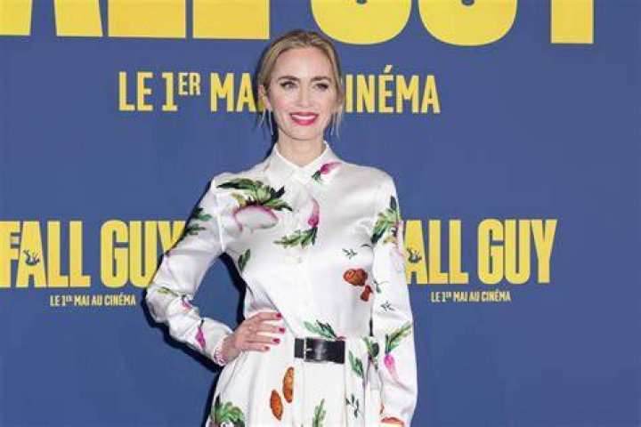 Emily Blunt's Loewe Look Is Giving Us a Hunkering to Go Garden