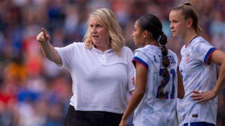 Emma Hayes aims for special final chapter at Chelsea LiveScore