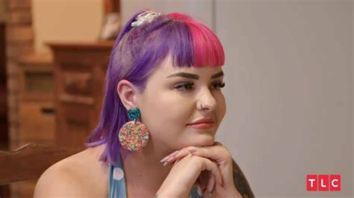 erika owens 2 90 Day Fiance CROPPED