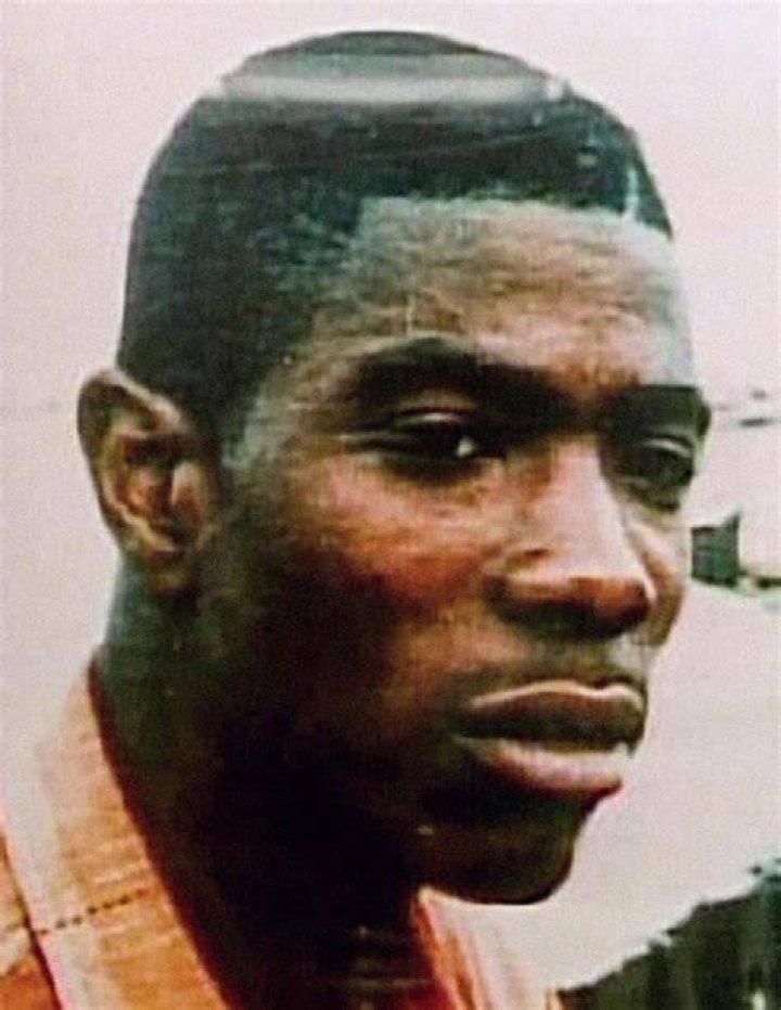 Ernest Miller fights in the ring
