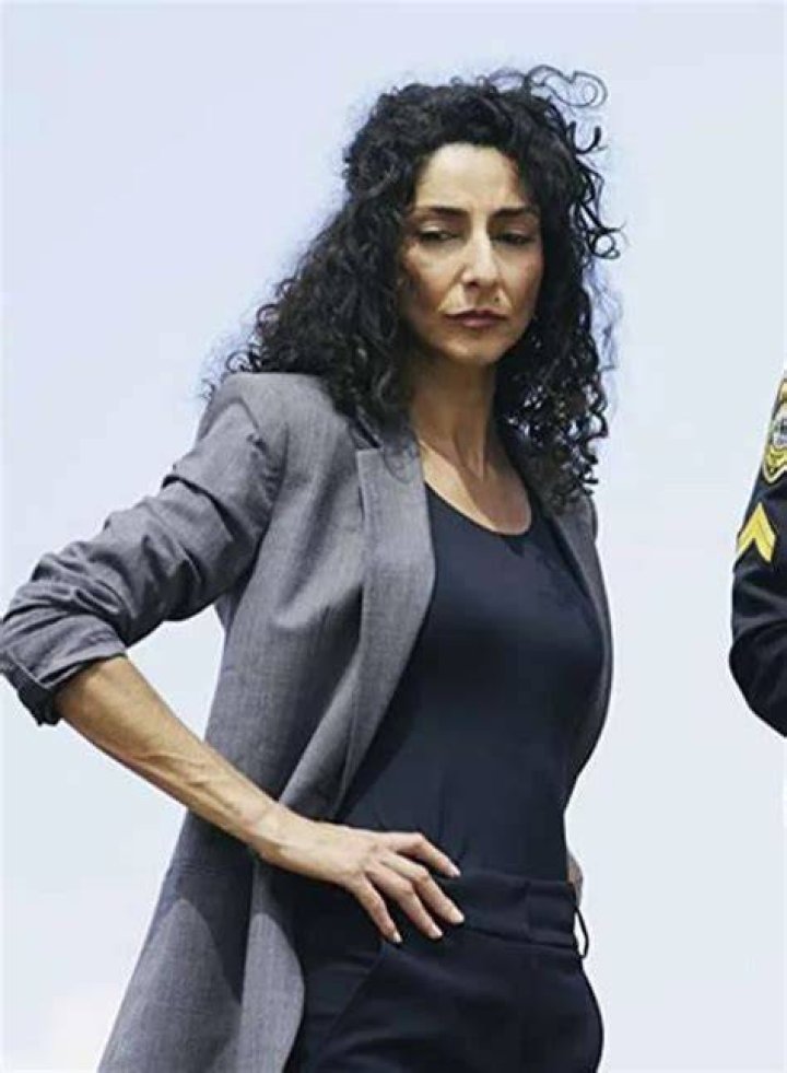 Evelyn Foley in Mayor of Kingstown