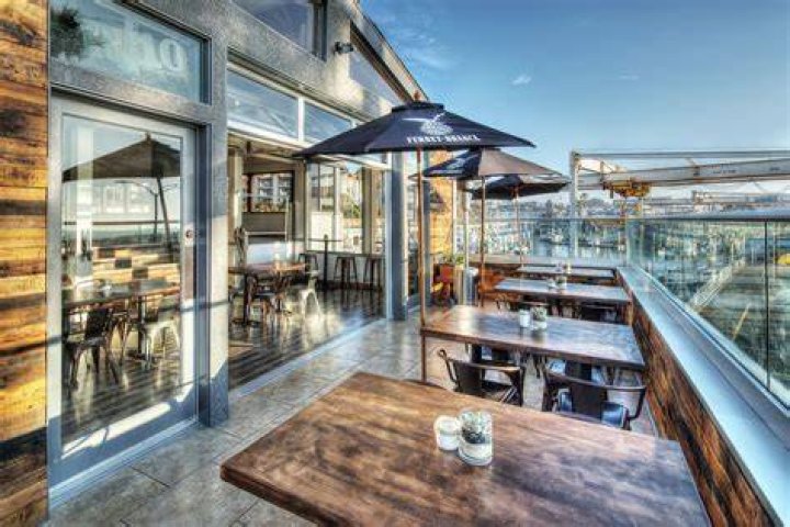 Exploring The Unique Vibe Of R10 Social House