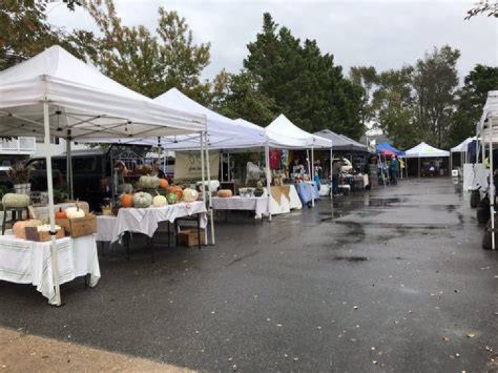 Exploring The Vibrant Virginia Beach Farmers Market In Virginia Beach, VA