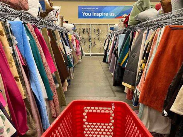 Family Thrift Store Thrifting, Thrift store, Family