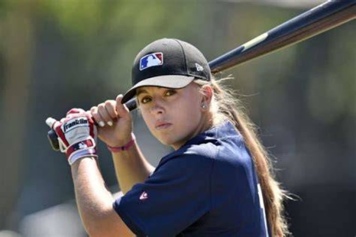 Famous female baseball players