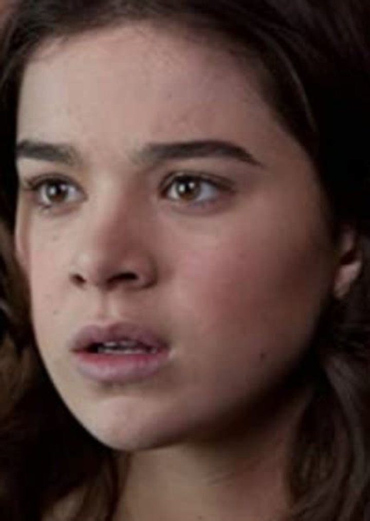 Fan Casting Hailee Steinfeld as Jenny Belle in Rule 34 Game 2 (Angrycraft67 cinematic universe) on myCast