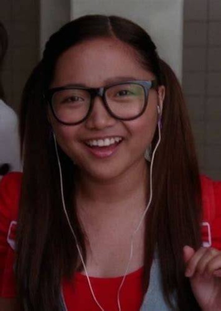 Fan Casting Joey King as Sunshine Corazon in Glee on myCast