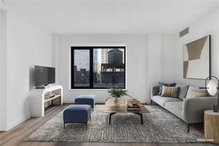 Flow Chelsea, 211 West 29th Street - Rentals in Chelsea