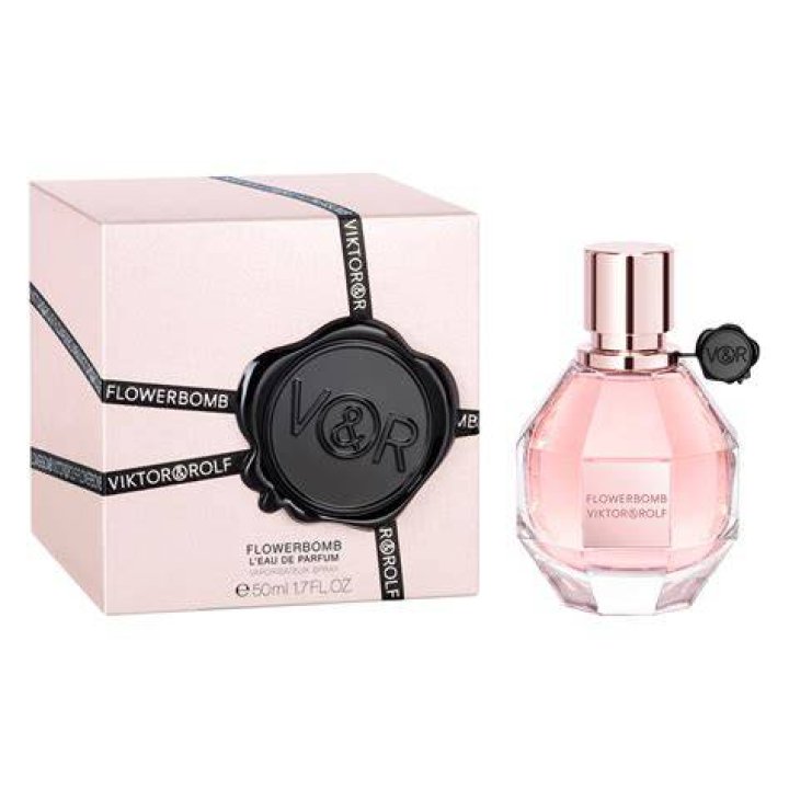 Flowerbomb Eau de Parfum Perfume Gift Set Flowerbomb Eau de Parfum Perfume Gift Set