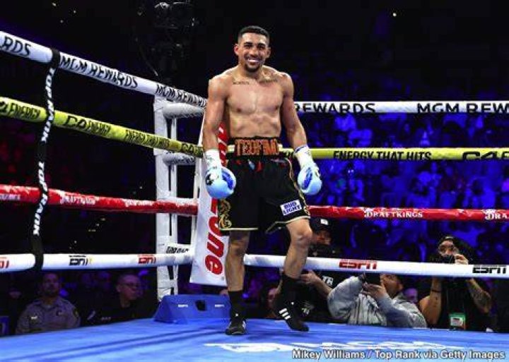 Former Champ Jose Ramirez Declines $2 Million Teofimo Lopez Fight Offer from Top
Rank to Land a Deal With Oscar De La Hoya’s Golden Boy