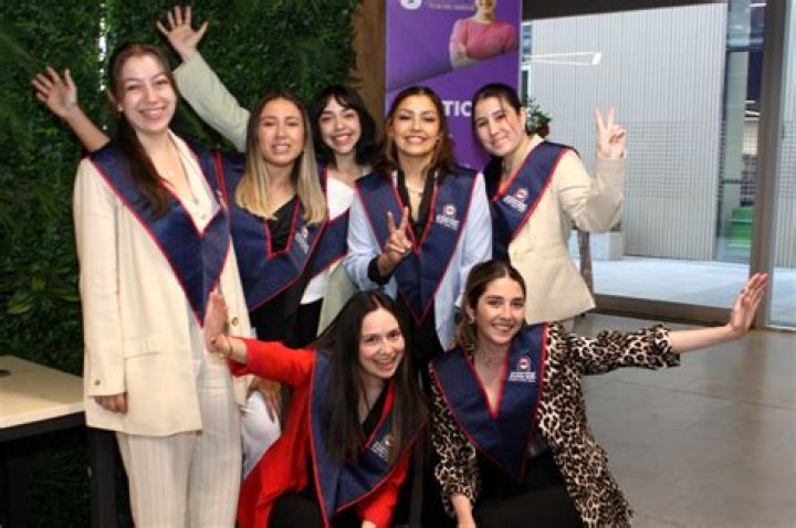 FOTOS Gina Holgu&iacute;n celebra bello cumplea&ntilde;os Publimetro M&eacute;xico