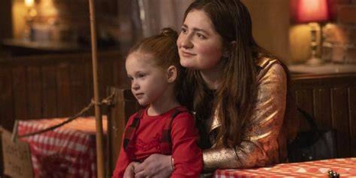 Franny and Debbie during the Shameless Series Finale 