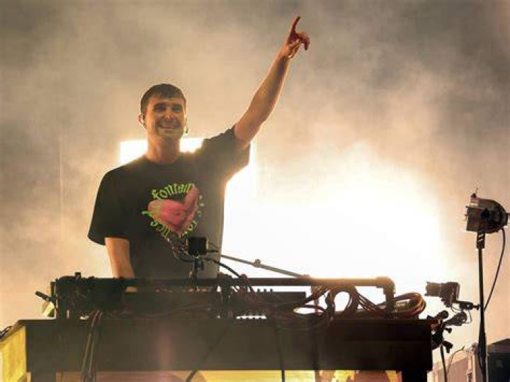 Fred again.. Shines Light on the Scene's Future EDM Identity