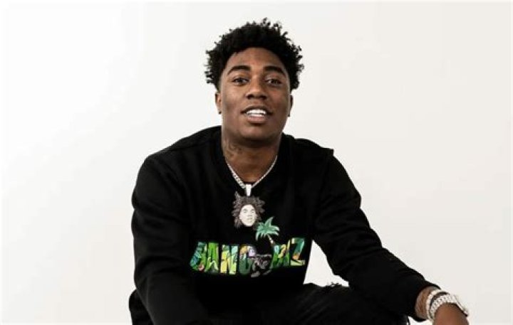 Fredo Bang age, biography: real name, parents, girlfriend, net worth and latest updates