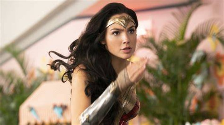 Gal Gadot Cast as Wonder Woman!