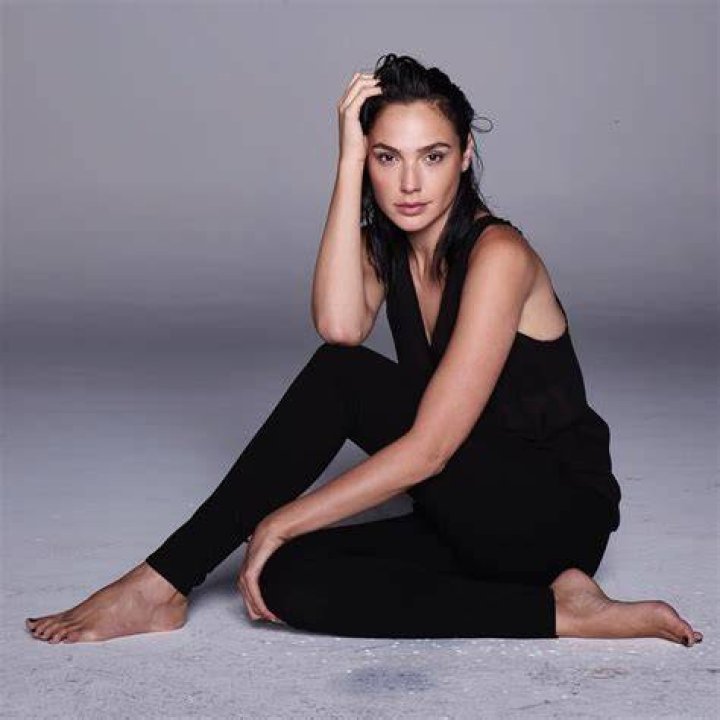 Gal Gadot Height In Feet: Understanding The Measurements Of The Wonder Woman