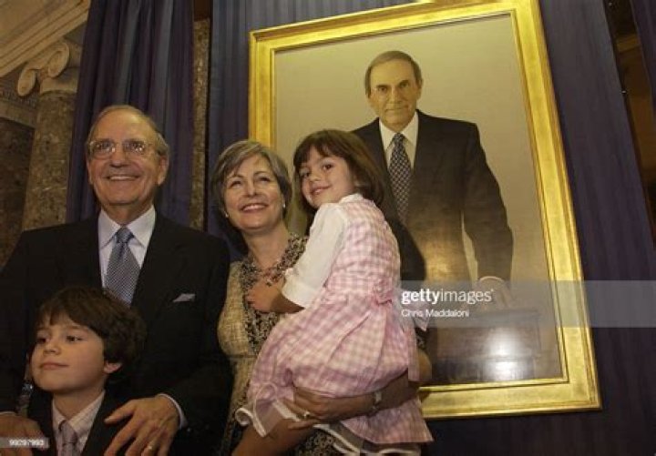 Get To Know George The Penguin Mitchell Family: Daughter, Son!