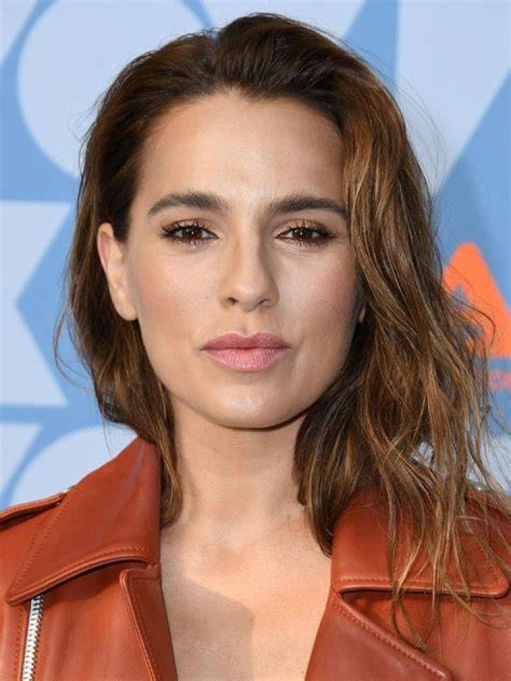 Get To Know Melia Kreiling Partner, Still Dating Evan Schiller?