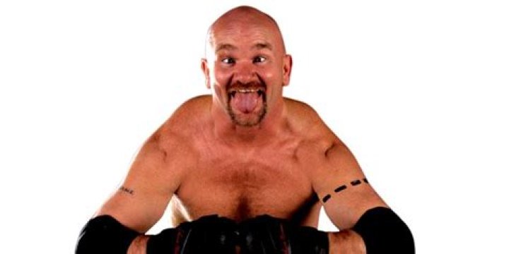 Gillberg flexing in his Goldberg gear
