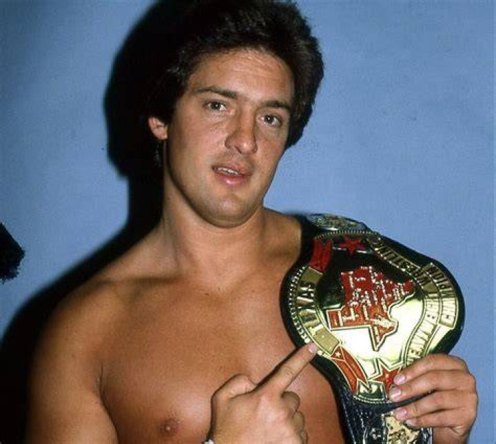Gino Hernandez with a championship.
