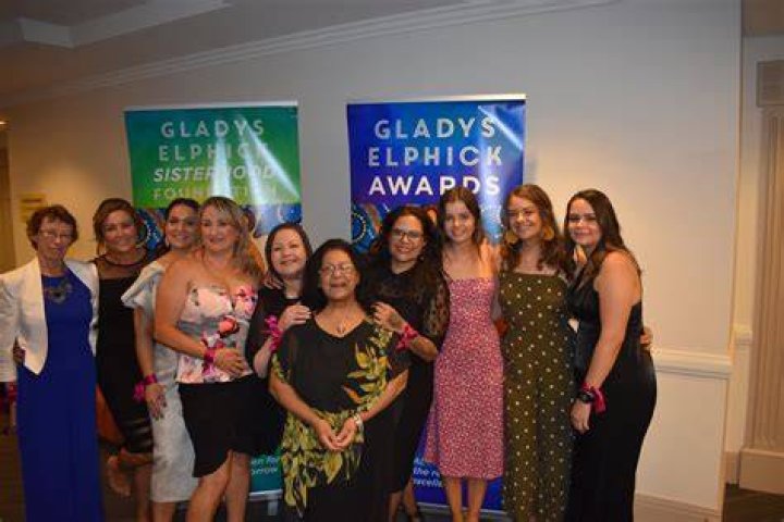 Gladys Leeman hosting the awards show on Drop Dead Gorgeous