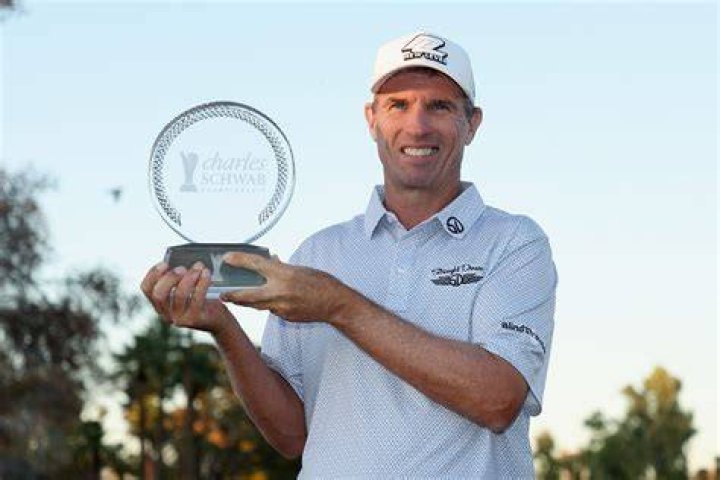 Golf: Steven Alker moves to top of Champions Tour money list after 'spectacular' win at Insperity Invitational