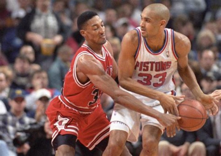 Grant Hill, Michael Jordan, Pistons, Bulls