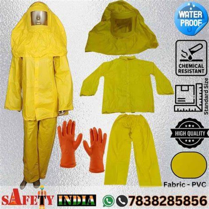 Green, Product, Yellow, Personal protective equipment, Footwear, Sock, Fashion accessory, 