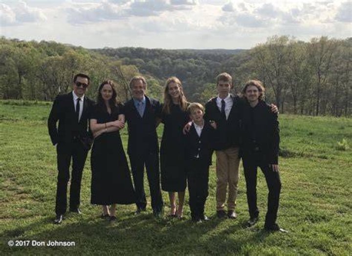 GriffithJohnsonBanderasHedrenP hleger family Блогер Bryant на