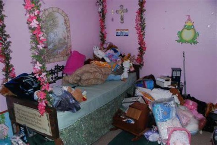 Gypsy Rose Crime Scene Photos Molly Garrett Viral Vrogue