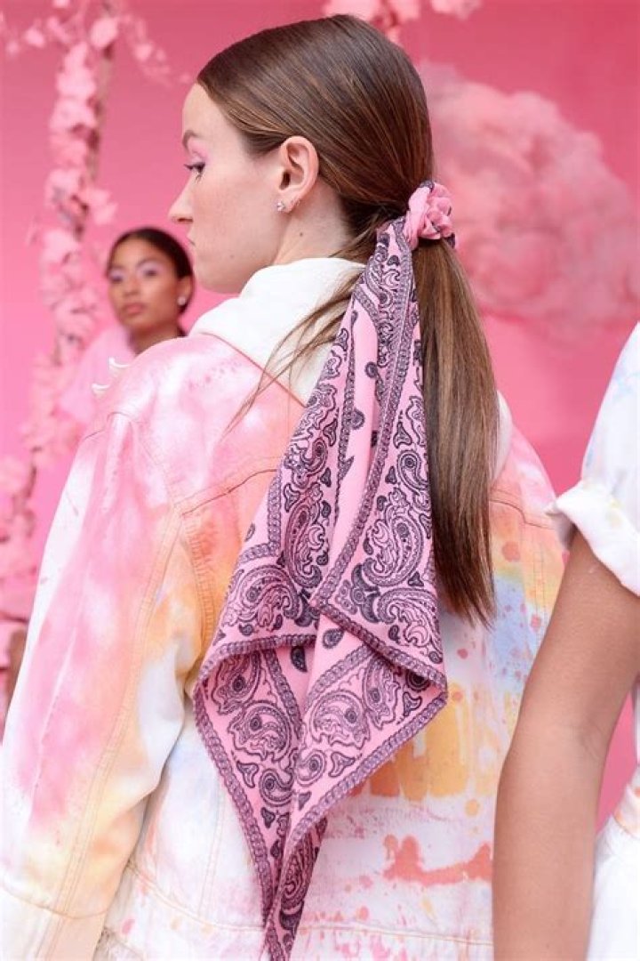 Hair scarfs trend New York Fashion Week spring/summer 2020
