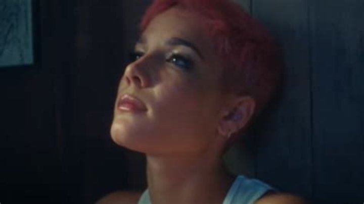 Halsey Reveals The Bizarre Way She Broke Her Ankle