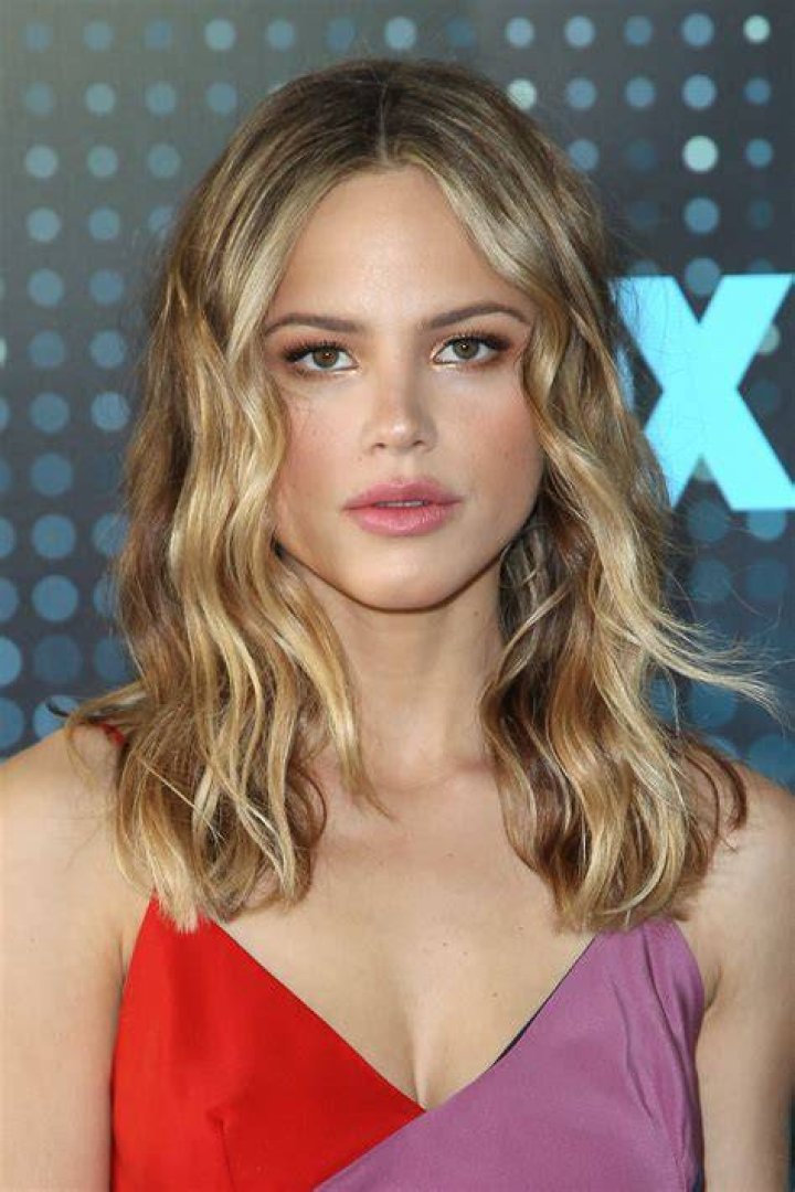 Halston Sage Bio, Height, Age, Weight, Boyfriend and Facts Super