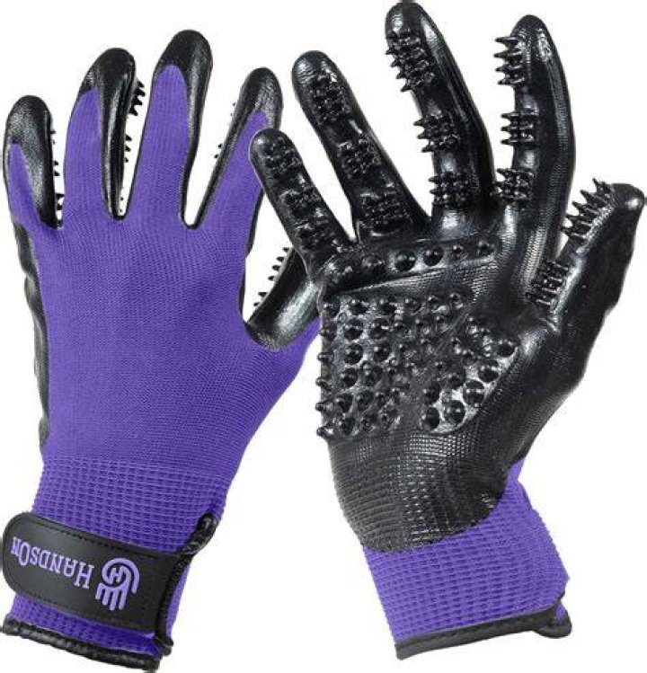 HandsOn All-In-One Pet Bathing & Grooming Gloves