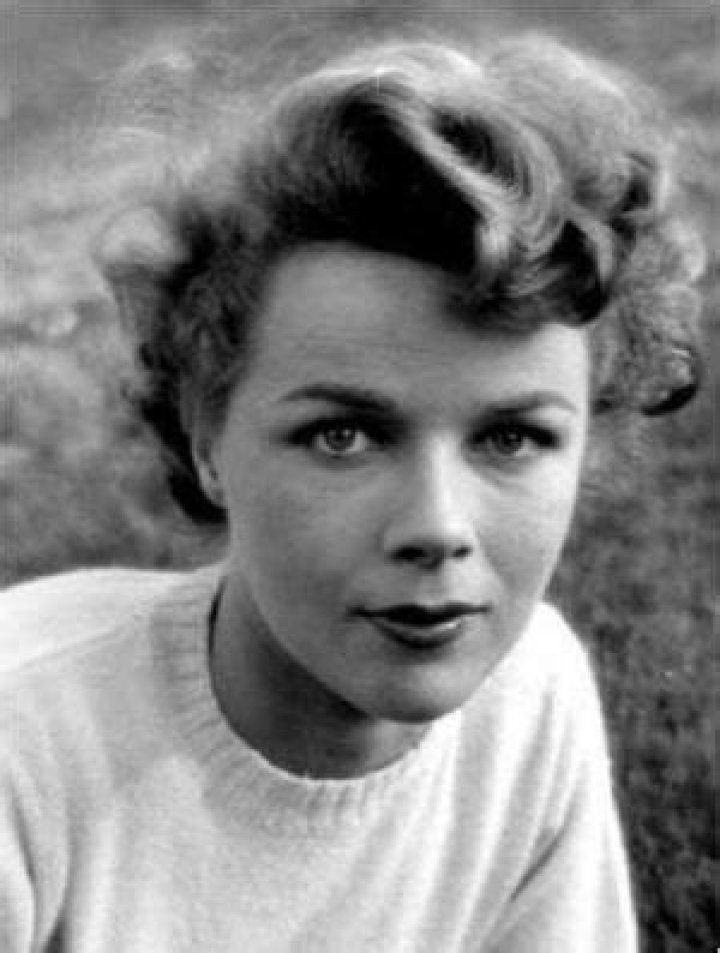 Harriet MacGibbon, onset of the film, "Fluffy", 1965 Stock Photo Alamy