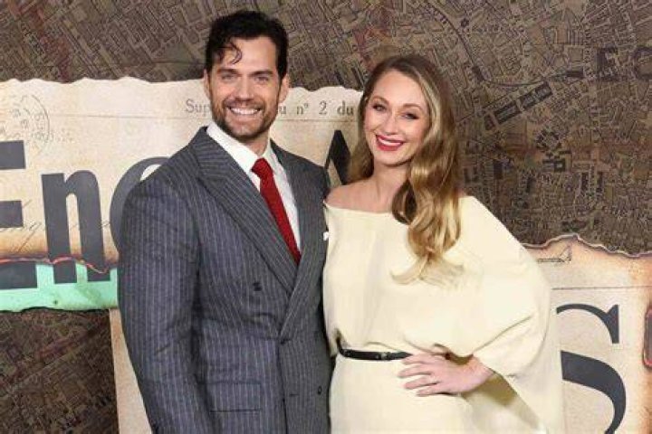 Henry Cavill: Actor, Age, Height, Wife, Girlfriend, Net Worth !