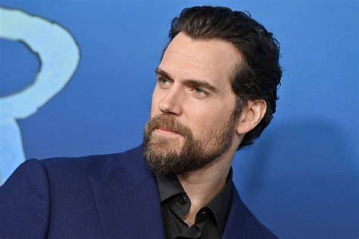 Henry Cavill says he's too scared to flirt in case he's called a 