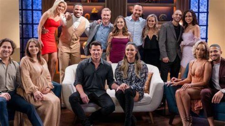 Here's Who's Still Together After The Ultimatum Wrapped