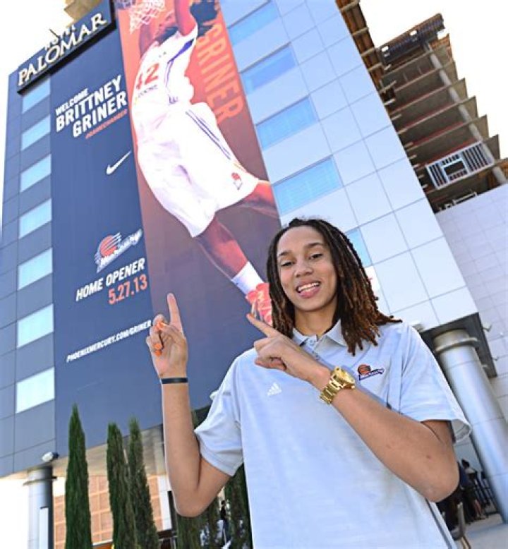 “His Hands Are So Big, Felt Like a Belt”: Mischievous Brittney Griner Always
Pushed Her Luck with Her Mother But Was Only Controlled in Front of Her Father