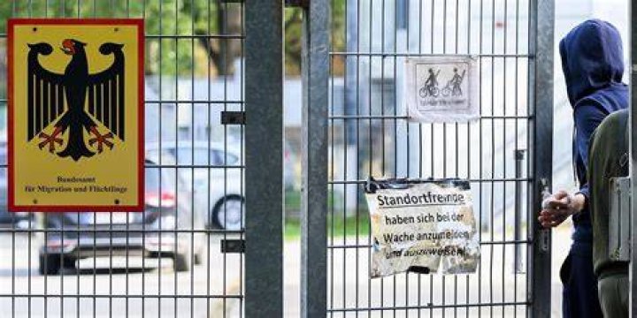 H&ouml;chststand t&uuml;rkischer Asylbewerber &bdquo;Viele Menschen suchen ein
