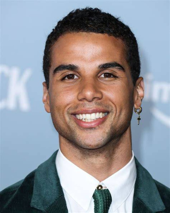 How did Mason Gooding get his facial scars?