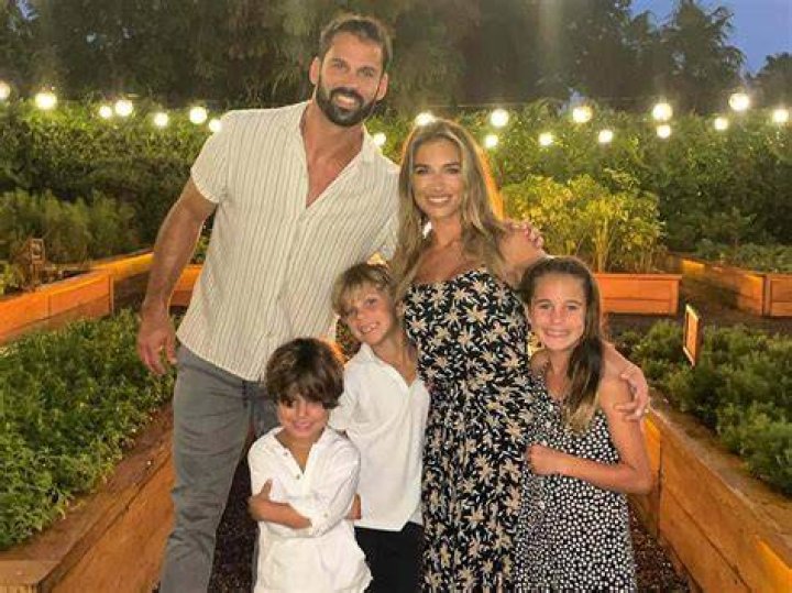 How Jessie James Decker's Kids Have Adjusted to Life With Baby No. 4