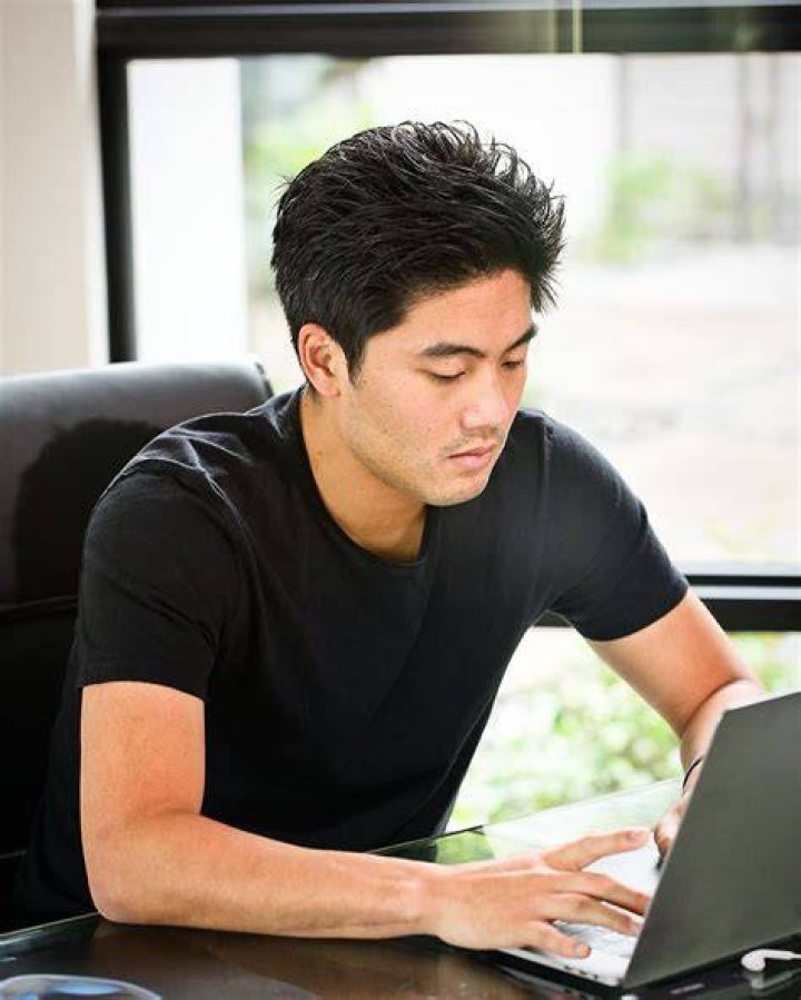 How Much Money Nigahiga Makes On YouTube Net Worth Naibuzz