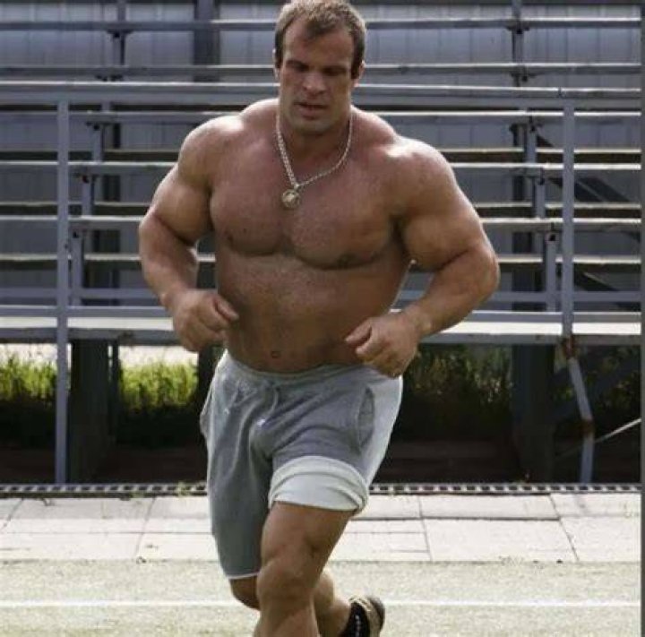 How old is Denis Cyplenkov?