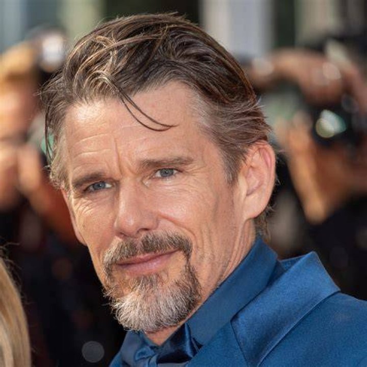 How old is Ethan Hawke? How old is Ethan Hawke?