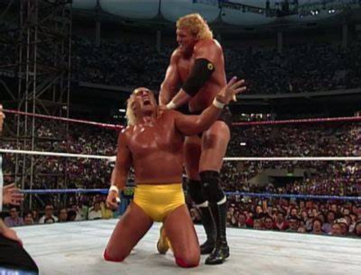 Hulk Hogan vs. Sid Justice at WrestleMania 8