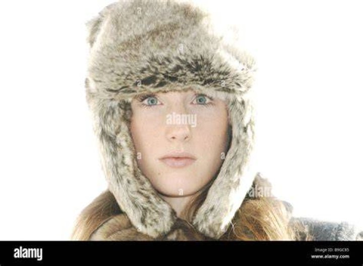 Human, Winter, Fur clothing, Headgear, Natural material, Fashion, Animal product, Street fashion, Fur, Costume, Human, Winter, Fur clothing, Headgear, Natural material, Fashion, Animal product, Street fashion, Fur, Costume,
