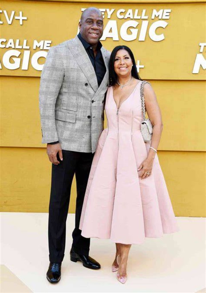 “..If One of Their Wives Got Caught”: Magic Johnson’s Wife Confesses a Bizarre
Lakers Tradition