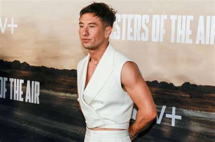 Is Barry Keoghan Gay? Teasing Kiss at Saltburn Premiere with CoStar