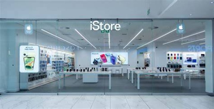Is iStore an Apple store?